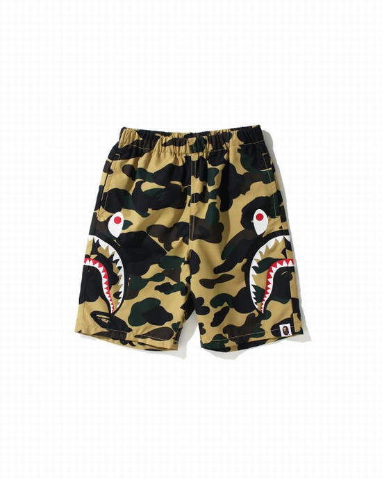 Shorts Bape 1st Camo Side Shark Beach Enfant Jaune | DSLCA1593